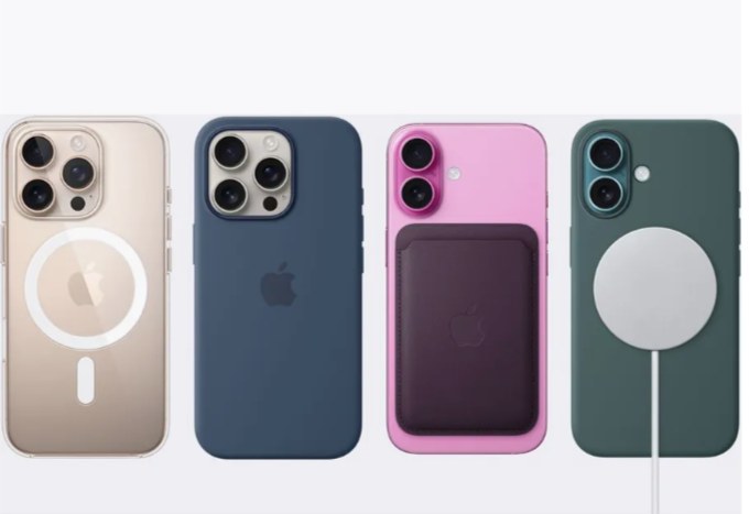 Чохол накладка Silicone Case Full Camera Protective Apple iPhone 16 (6.1`) Dark Olive - -